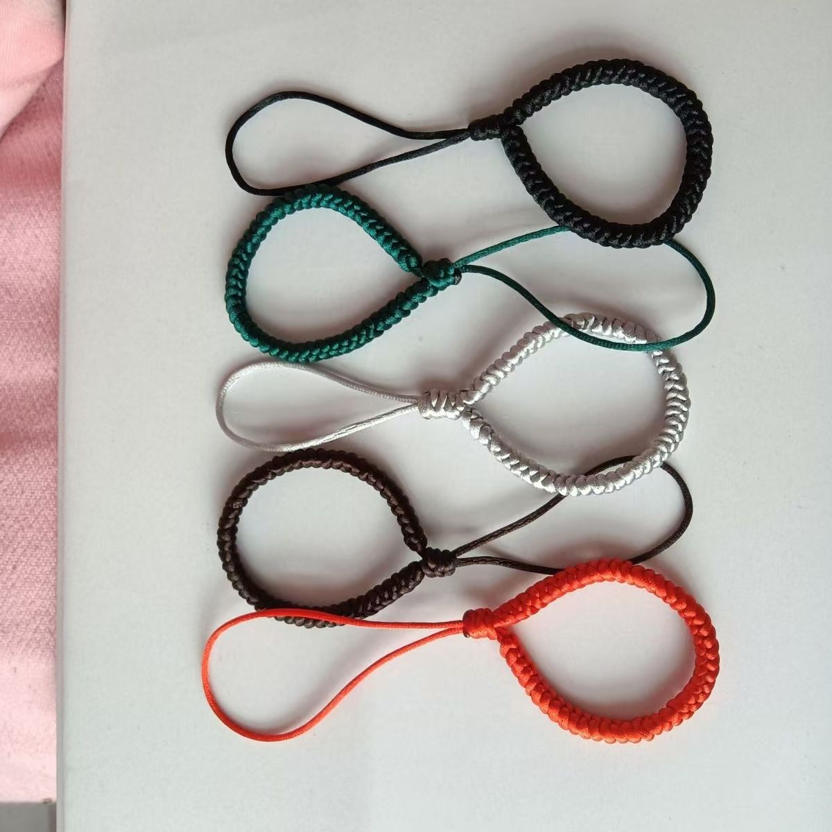 Supporto per telefono con clip - Phone Accessories Online recensione e prezzo