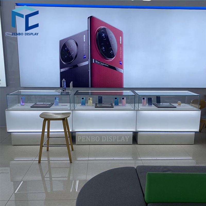 personalizzato. Telefono cellu - Phone Accessories Shop Design recensione e prezzo