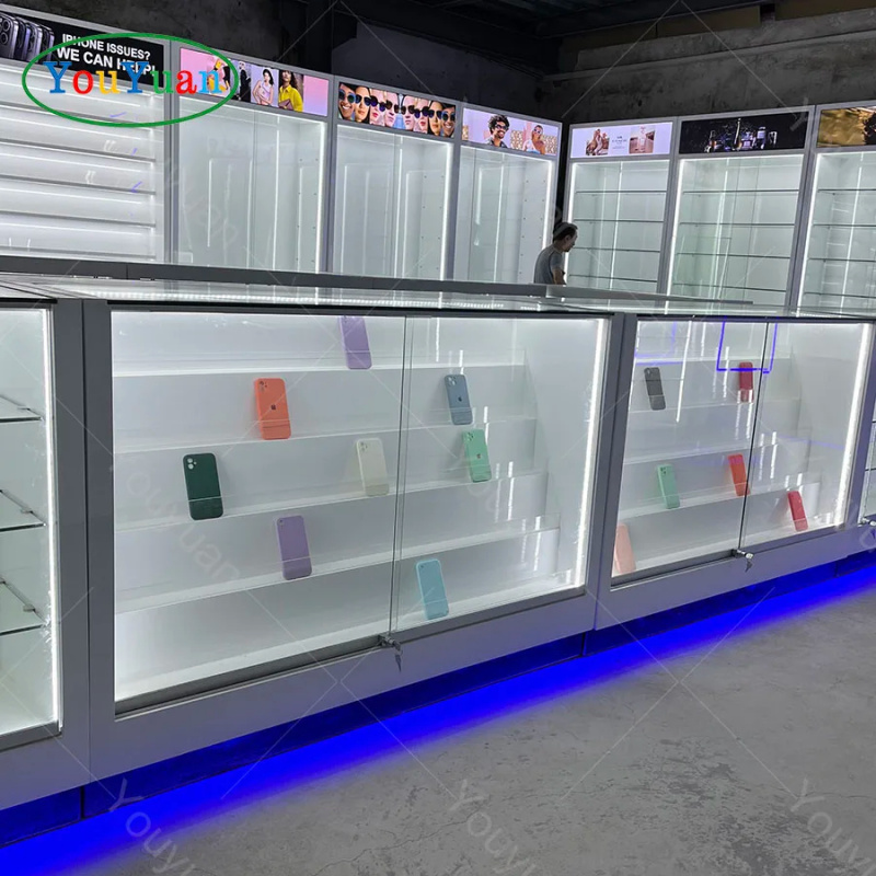 Espositore Personalizzato per  - Phone Accessories Shop Design recensione e prezzo
