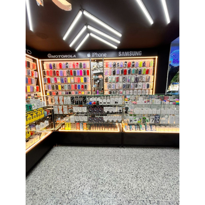 Design d'Interni Moderno per N - Phone Accessories Shop Design recensione e prezzo