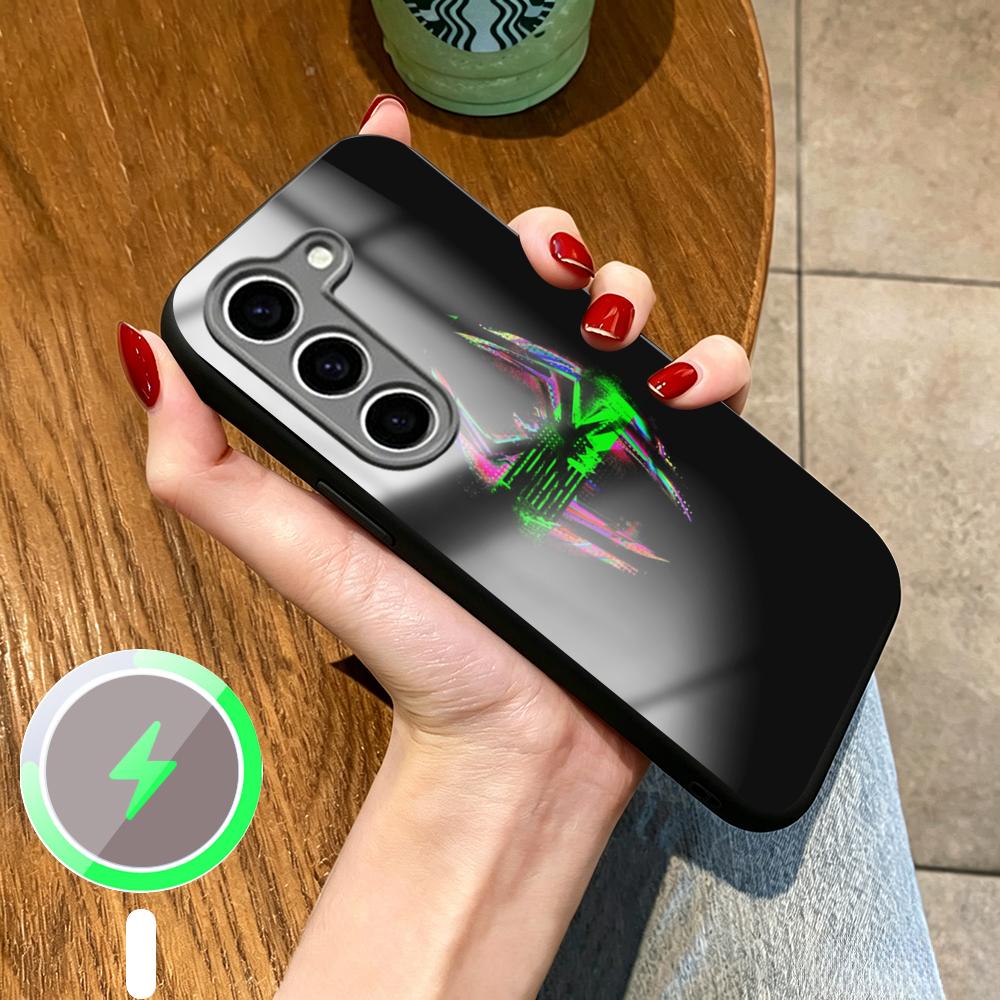 Custodia per telefono in vetro - Magnetic Phone Case recensione e prezzo